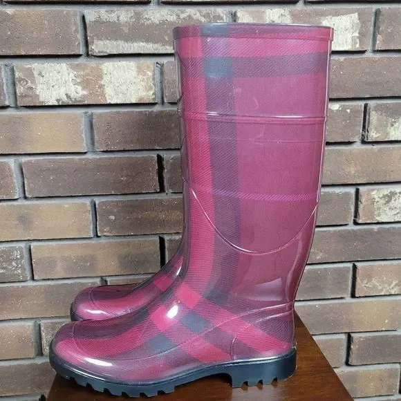 Burberry London authentic unlined tartan rainboot worn once purchased 2008 - Picture 5 of 16